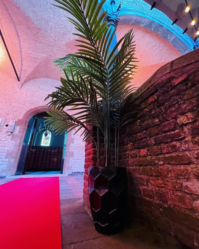 Mooi weer en een nog mooiere locatie ☀️🏰 5