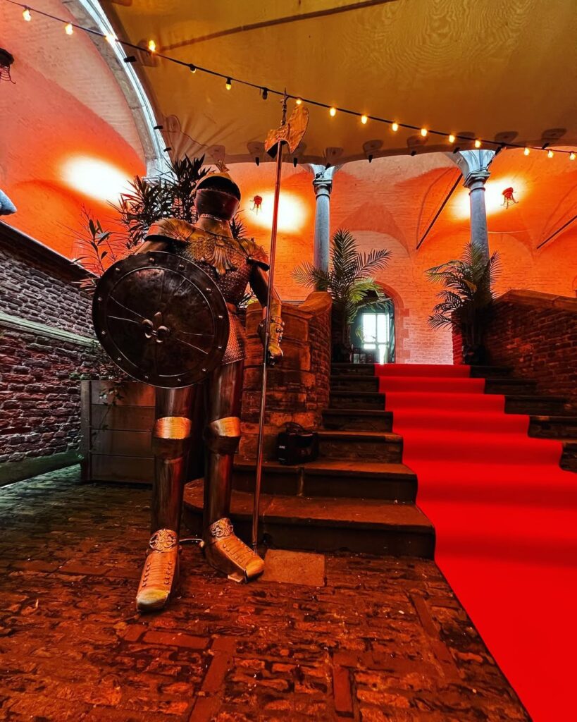 Mooi weer en een nog mooiere locatie ☀️🏰 6