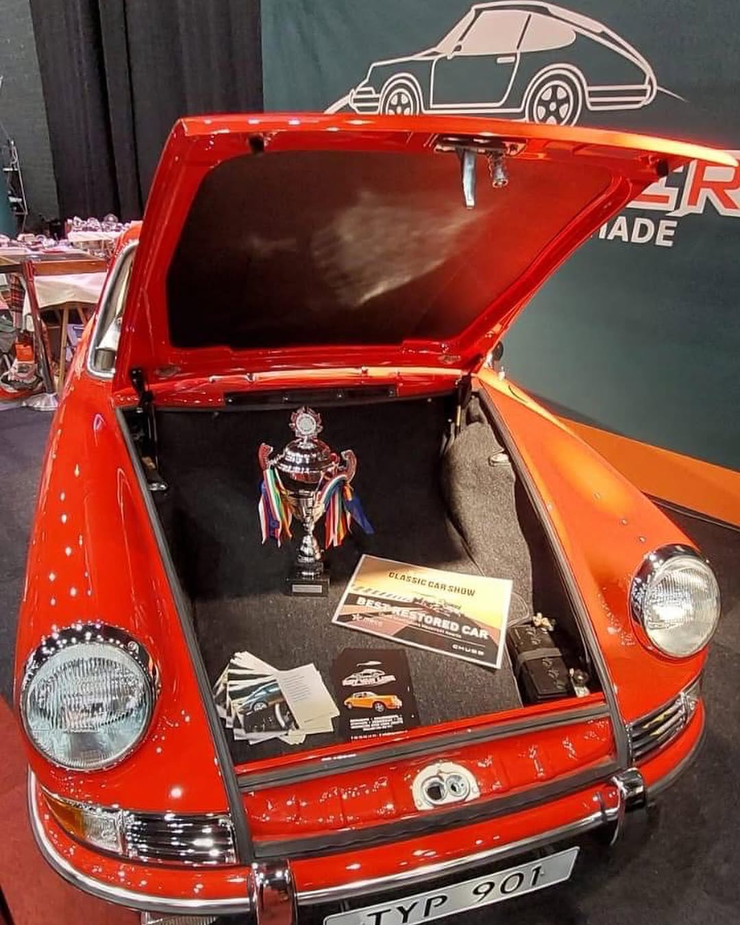 Beursstand Porsche & Zero Classics, Maastricht